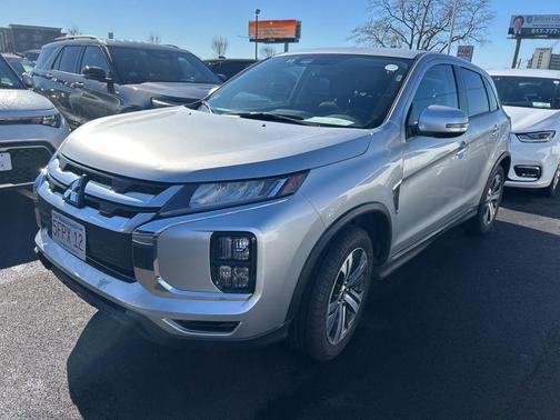 2025 Mitsubishi Outlander Sport SE