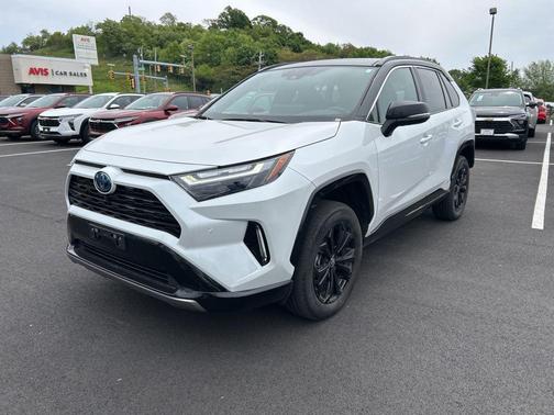 Wind Chill Pearl/Midnight Black Metallic 2024 Toyota RAV4 Hybrid SE