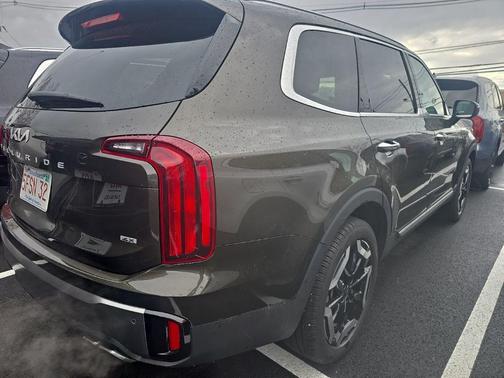 Dark Moss 2025 Kia Telluride S