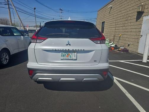 White Diamond 2025 Mitsubishi Eclipse Cross SE