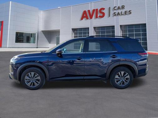 2024 Nissan Pathfinder SV 4WD