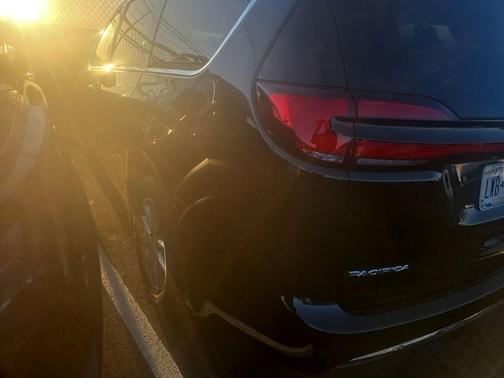 2025 Chrysler Pacifica L