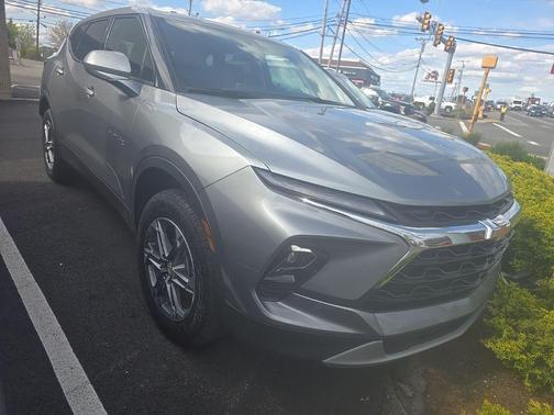 Sterling Gray Metallic 2025 Chevrolet Blazer 1LT