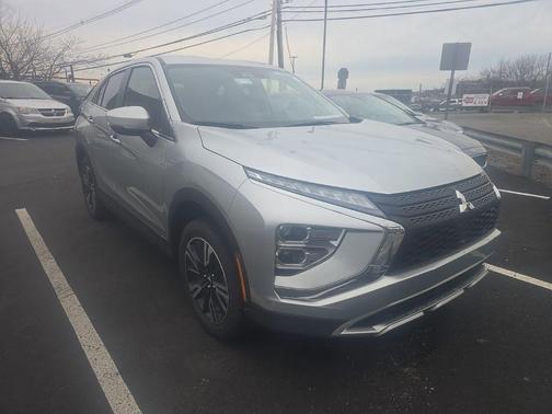 Alloy Silver Metallic 2025 Mitsubishi Eclipse Cross SE