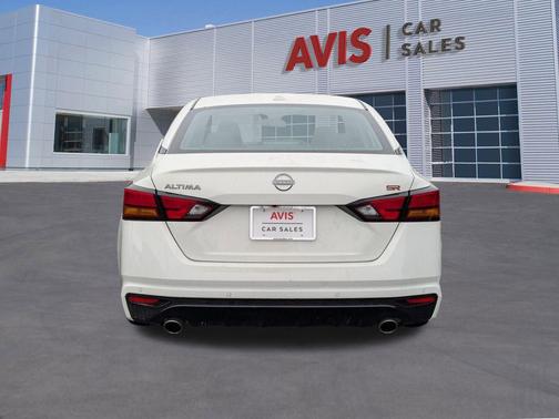 2025 Nissan Altima SR FWD