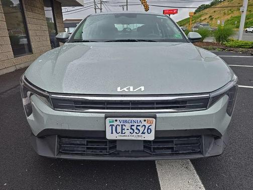 Green 2025 Kia K4 LXS
