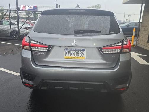 Mercury Gray Metallic 2025 Mitsubishi Outlander Sport SE