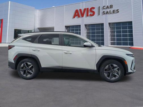 Serenity White Pearl 2025 Hyundai TUCSON SEL