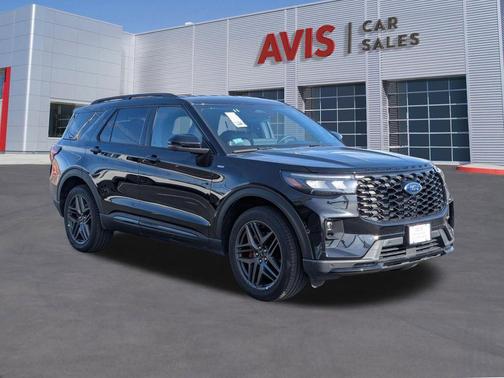 Agate Black Metallic 2025 Ford Explorer ST-Line