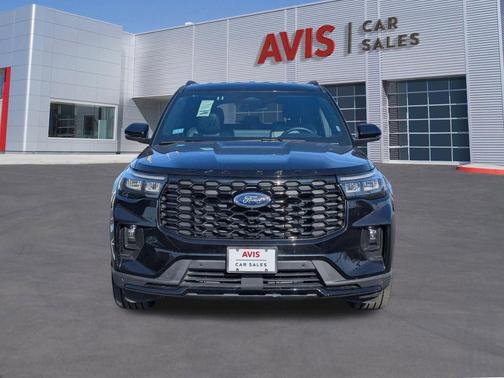 Agate Black Metallic 2025 Ford Explorer ST-Line