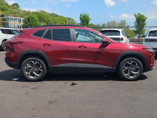 Crimson Metallic 2025 Chevrolet Trax LT