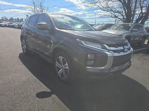 Oak Brown Metallic 2025 Mitsubishi Outlander Sport SE