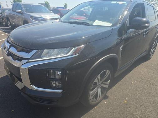 Labrador Black Pearl 2025 Mitsubishi Outlander Sport SE