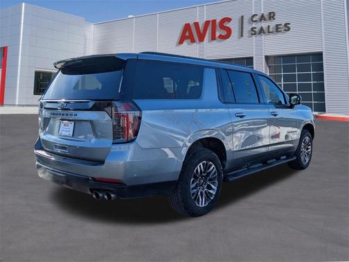 2025 Chevrolet Suburban 4WD Z71