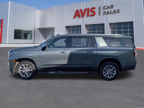 2023 Chevrolet Suburban Premier