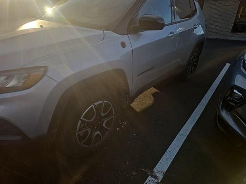 2025 Jeep Compass Trailhawk