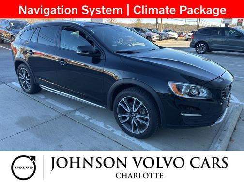 2017 Volvo V60 Cross Country T5