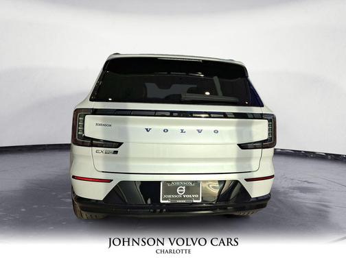 2025 Volvo EX90 Twin Motor Plus