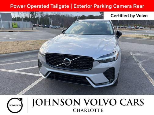 2024 Volvo XC60 B5 Plus Dark Theme