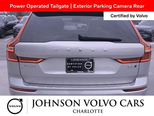 2024 Volvo XC60 B5 Plus Dark Theme