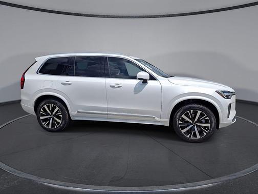 Crystal White Pearl 2026 Volvo XC90 Core, B5 AWD Gas (mild hybrid), Gasoline, Bright, 7 Seats