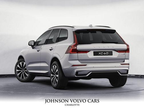 2025 Volvo XC60 B5 Plus