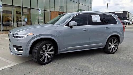 2024 Volvo XC90 Recharge Plug-In Hybrid T8 Ultimate Bright Theme 7-Seater
