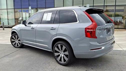 2024 Volvo XC90 Recharge Plug-In Hybrid T8 Ultimate Bright Theme 7-Seater