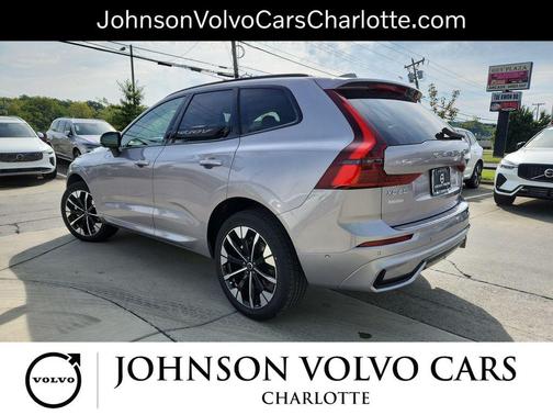 2026 Volvo XC60 B5 Plus