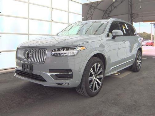 2025 Volvo XC90 B6 Plus 7-Seater