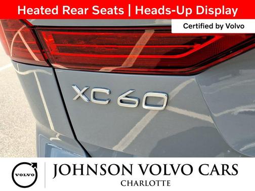 2024 Volvo XC60 Recharge Plug-In Hybrid T8 Ultimate Dark Theme