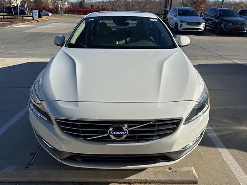 2017 Volvo S60 Inscription T5