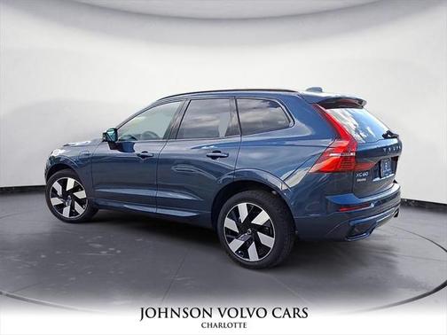 2025 Volvo XC60 Plug-In Hybrid T8 Plus