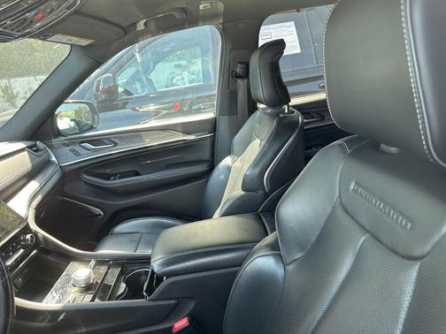2023 Jeep Grand Cherokee 4xe Overland