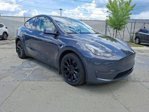 2023 Tesla Model Y Long Range Dual Motor All-Wheel Drive