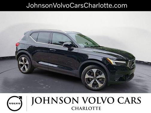 2025 Volvo XC40 B5 Core Bright Theme