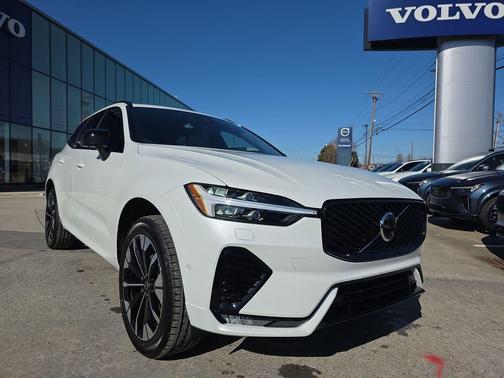 2026 Volvo XC60 B5 Plus