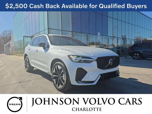 2026 Volvo XC60 B5 Plus