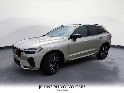 2026 Volvo XC60 B5 Plus
