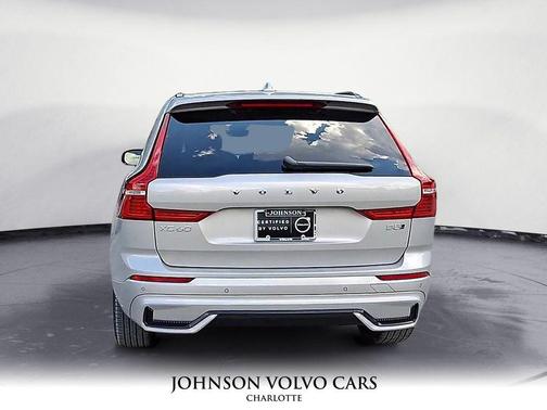 2025 Volvo XC60 Plus