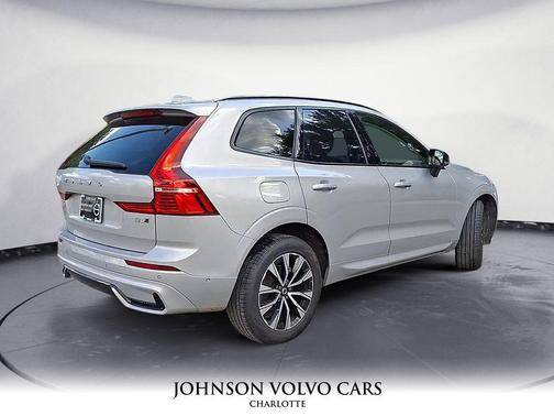 2025 Volvo XC60 Plus