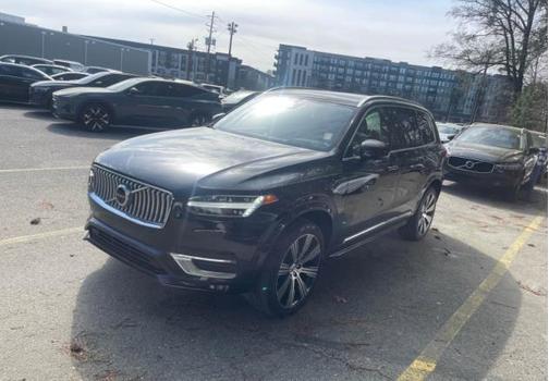 Onyx Black Metallic 2023 Volvo XC90 B5 Plus