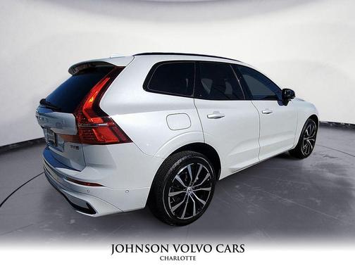 2025 Volvo XC60 B5 Plus