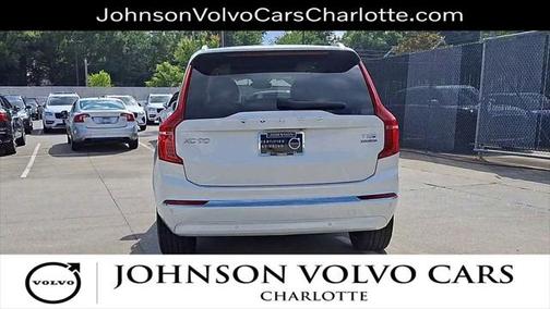 2025 Volvo XC90 Plug-In Hybrid T8 Plus 7-Seater