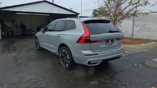 2026 Volvo XC60 B5 Plus