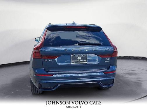 2026 Volvo XC60 B5 Plus