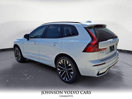 2026 Volvo XC60 B5 Ultra