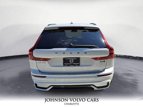 2026 Volvo XC60 B5 Ultra
