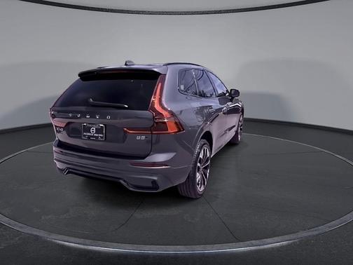 Forest Lake 2026 Volvo XC60 B5 Plus