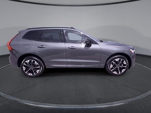 Forest Lake 2026 Volvo XC60 B5 Plus
